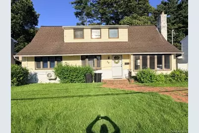 64 Lynwood Drive, Valley Stream, NY 11580 - Photo 3