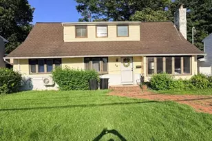 64 Lynwood Dr, Valley Stream, NY 11580 - Photo 3