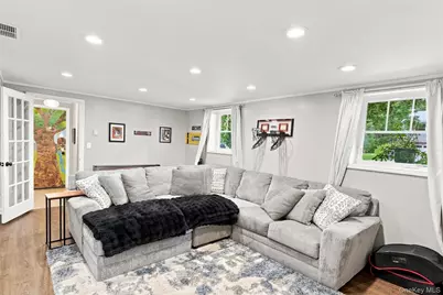 21 Smith Street, Red Hook, NY 12571 - Photo 27