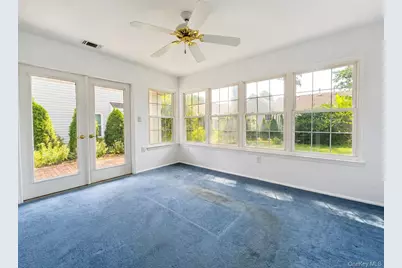 6 Oakdale Court, Ridge, NY 11961 - Photo 5