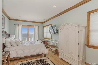 672 Dune Road, Westhampton Beach, NY 11978 - Photo 31