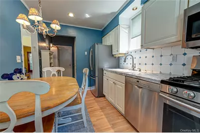 533 Marcellus Road, Williston Park, NY 11596 - Photo 13