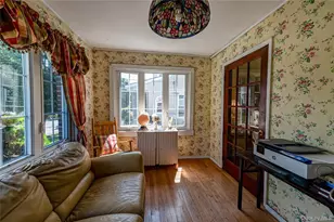 533 Marcellus Rd, Williston Park, NY 11596 - Photo 11