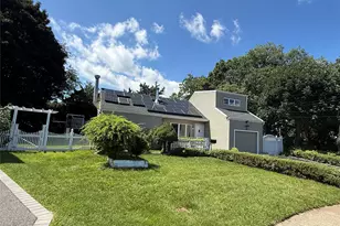 4 Sandy Ct, Deer Park, NY 11729 - Photo 3