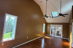 4 Sandy Ct, Deer Park, NY 11729 - Photo 15