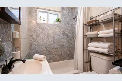 10640 Sutphin Boulevard, Jamaica, NY 11435 - Photo 19