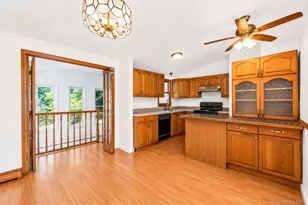 2356 Walnut Ave, Ronkonkoma, NY 11779 - Photo 7