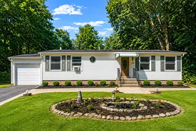 2356 Walnut Avenue, Ronkonkoma, NY 11779 - Photo 1