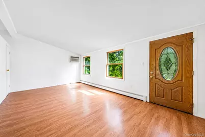 2356 Walnut Avenue, Ronkonkoma, NY 11779 - Photo 3