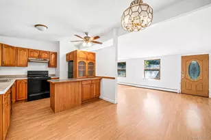2356 Walnut Ave, Ronkonkoma, NY 11779 - Photo 5