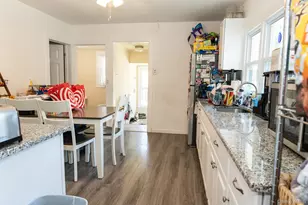 1405 Bay Ave, Mattituck, NY 11952 - Photo 9