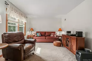 929 Freedom Plains Rd, Poughkeepsie, NY 12603 - Photo 15