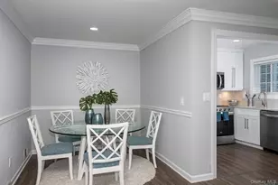 3-4B Dark Hollow Rd, Port Jefferson, NY 11777 - Photo 3