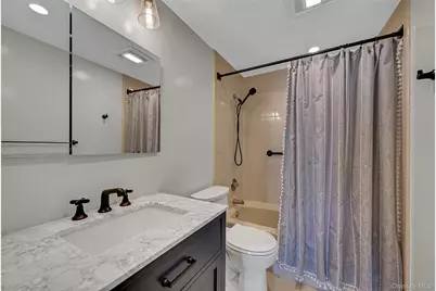 701 Pelham Road #PH3, New Rochelle, NY 10805 - Photo 17