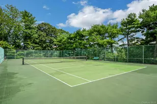 701 Pelham Rd, New Rochelle, NY 10805 - Photo 29