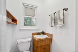 47 Waterbury Pkwy, Cortlandt Manor, NY 10567 - Photo 17