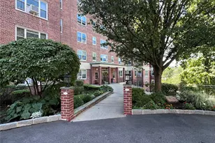 280 Collins Ave, Mount Vernon, NY 10552 - Photo 5