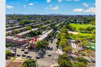 153-34 Booth Memorial Avenue, Flushing, NY 11355 - Photo 17