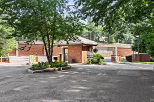1376 Midland Ave, Bronxville, NY 10708 - Photo 19