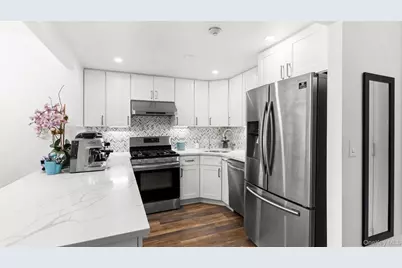 1376 Midland Avenue #404, Bronxville, NY 10708 - Photo 9