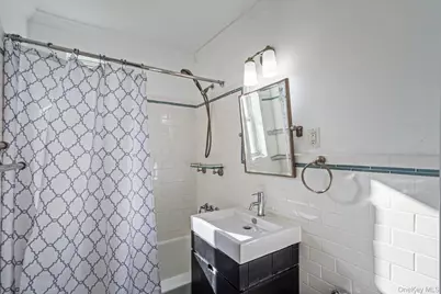 72-10 112th Street #3B, Forest Hills, NY 11375 - Photo 15