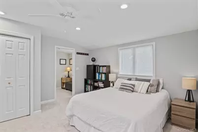 115 N John Street, Massapequa, NY 11758 - Photo 19