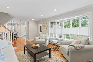 115 N John St, Massapequa, NY 11758 - Photo 7