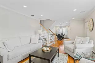 115 N John St, Massapequa, NY 11758 - Photo 5