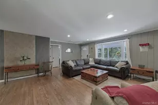 13 Split Rock Rd, Mahopac, NY 10541 - Photo 7