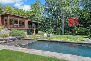 14 Cradle Rock Rd E, Pound Ridge, NY 10576 - Photo 27