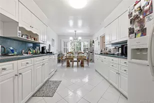 2 Longview Ave, Woodmere, NY 11581 - Photo 11