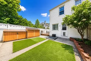 26 Van Nostrand Ct, Little Neck, NY 11362 - Photo 31