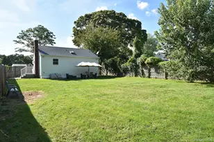 71 John Dr, Farmingville, NY 11738 - Photo 11