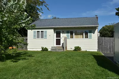 71 John Drive, Farmingville, NY 11738 - Photo 1