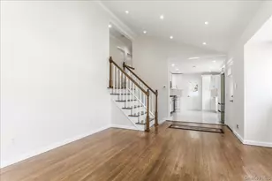 260 W 24th St, Deer Park, NY 11729 - Photo 3