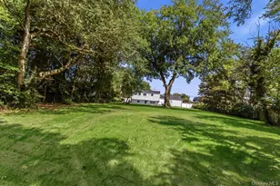 260 W 24th St, Deer Park, NY 11729 - Photo 25