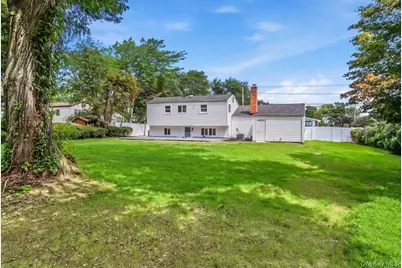 260 W 24th Street, Deer Park, NY 11729 - Photo 27