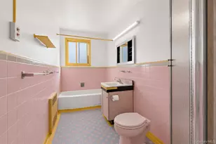153-36 Booth Memorial Ave, Flushing, NY 11355 - Photo 13