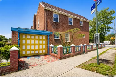 153-36 Booth Memorial Avenue, Flushing, NY 11355 - Photo 17