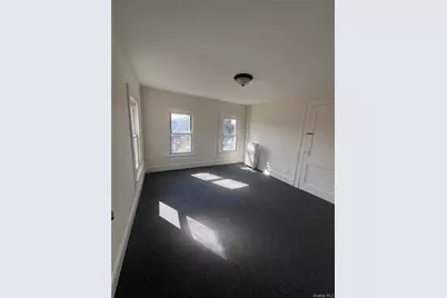 280 Pine Street, Freeport, NY 11520 - Photo 7