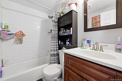 36 Woodlawn Avenue, Selden, NY 11784 - Photo 5