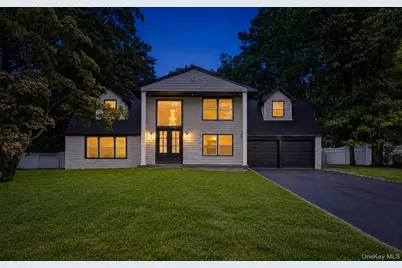 71 Wichard Boulevard, Commack, NY 11725 - Photo 1