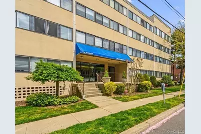 142 Main Street #1D, Mineola, NY 11501 - Photo 1