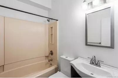 142 Main Street #1D, Mineola, NY 11501 - Photo 11