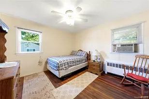 10 Shirley Ln, West Babylon, NY 11704 - Photo 15