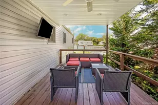 2401 Wave Ave, Medford, NY 11763 - Photo 21