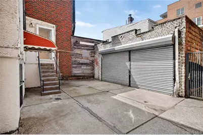 3150 137th Street, Flushing, NY 11354 - Photo 5