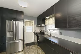 63 Michele Terrace, Massapequa Park, NY 11762 - Photo 5