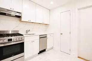 330 E Broadway, Long Beach, NY 11561 - Photo 13