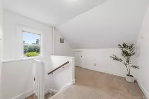 19 Forsythe Pl, Newburgh, NY 12550 - Photo 33